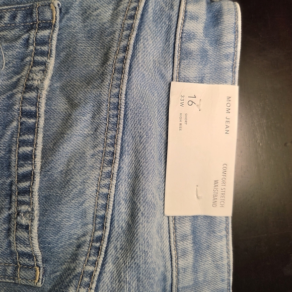 American Eagle Mom Jeans Womens Size 16  Light Blue Distressed - Picture 7 of 7